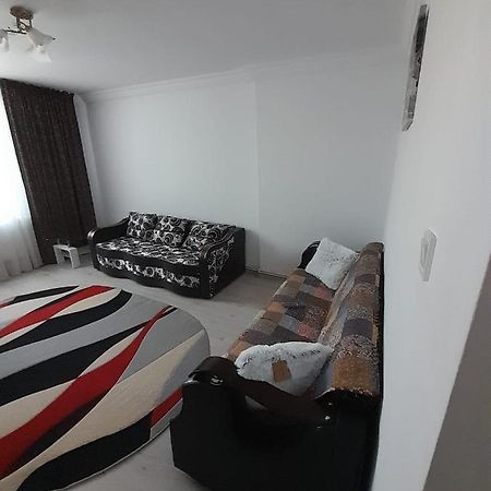 Apartament La Denis Birlad Экстерьер фото
